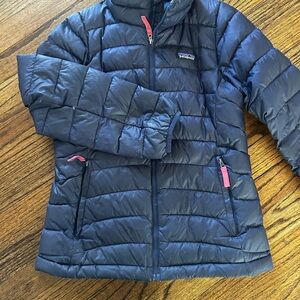 Patagonia Navy Blue Quilted Jacket with Pink Details Size 10 Girls
